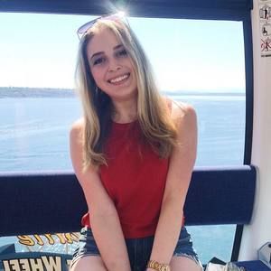 Meet your Posher, Danielle